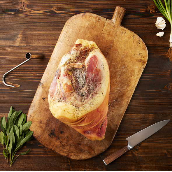 COUNTRY HAM - SIGNATURE WHOLE HAM